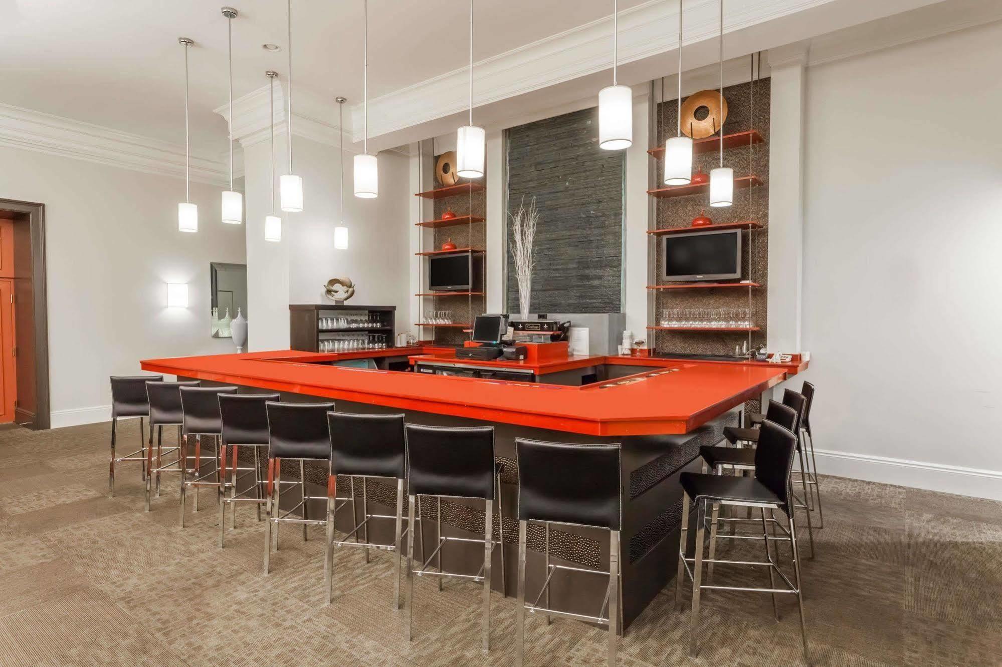 Ramada By Wyndham Rock Hill At Sullivan Center ภายนอก รูปภาพ