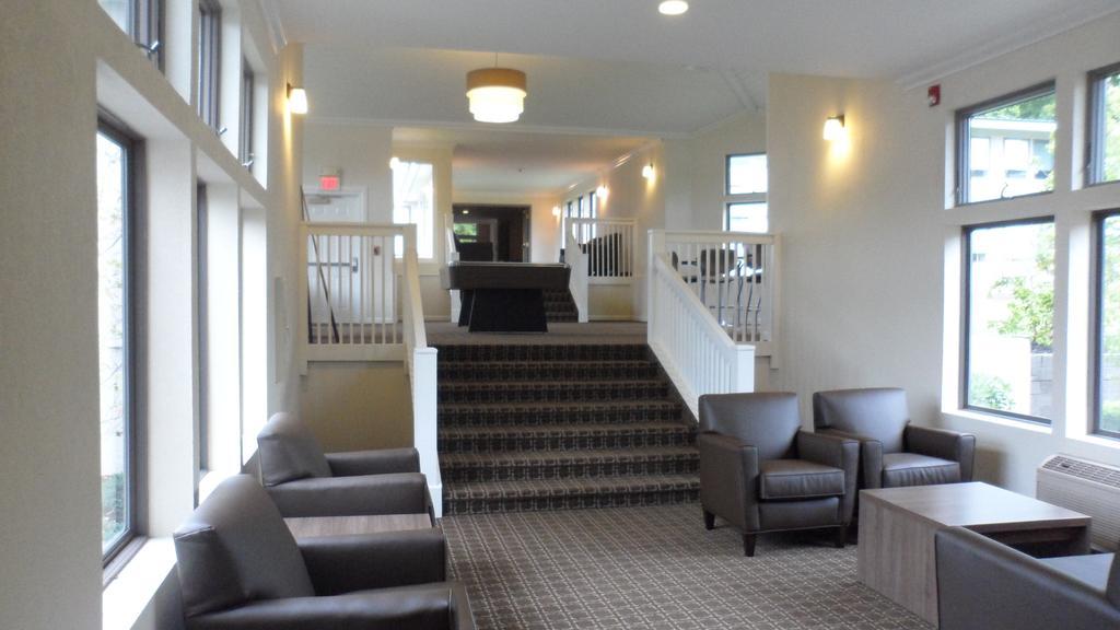 Ramada By Wyndham Rock Hill At Sullivan Center ภายนอก รูปภาพ