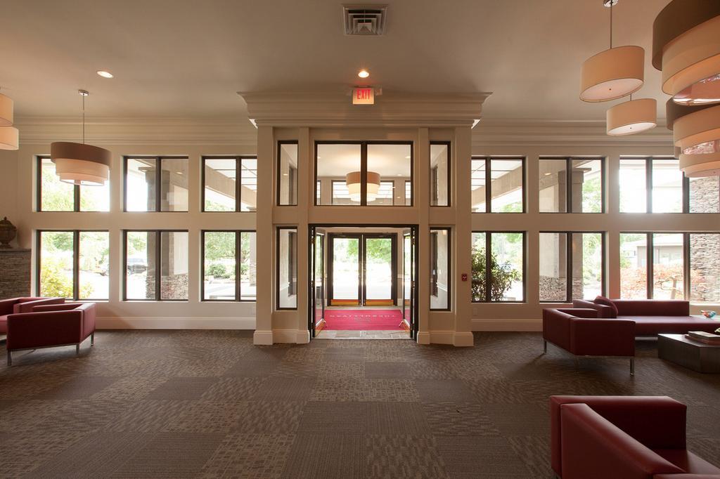 Ramada By Wyndham Rock Hill At Sullivan Center ภายนอก รูปภาพ